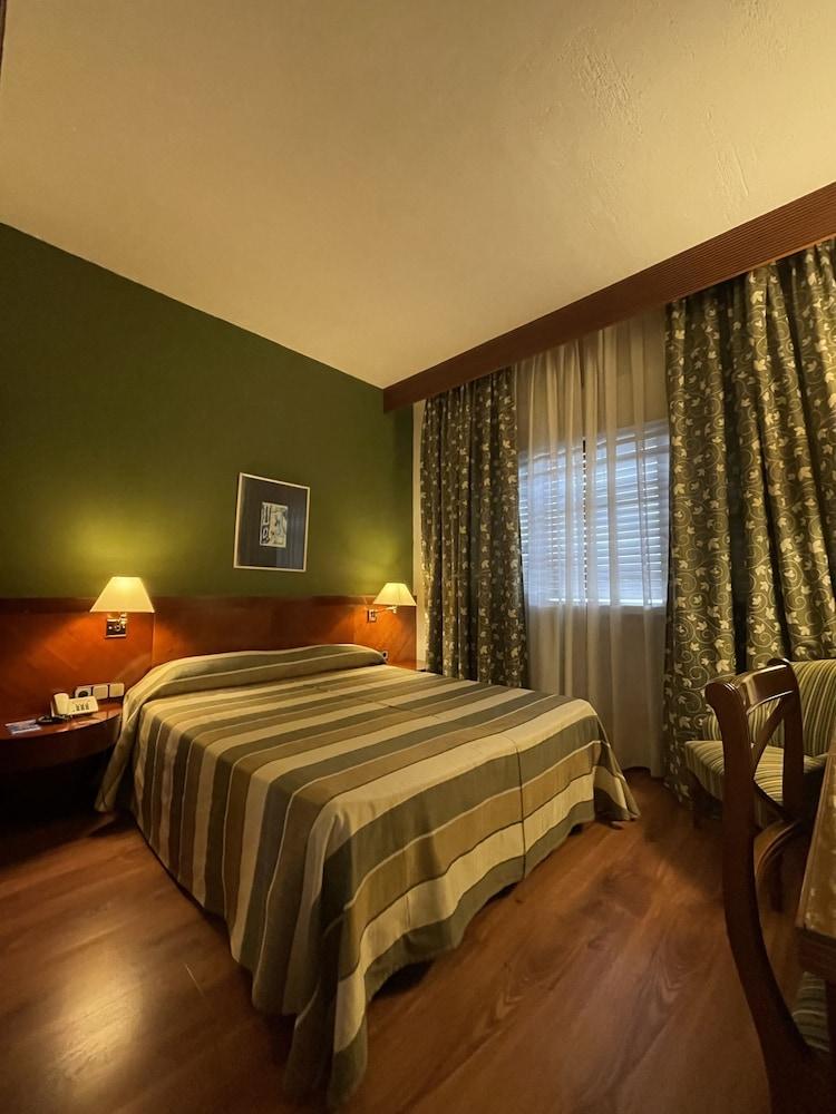Hotel Torremangana Cuenca  Ngoại thất bức ảnh